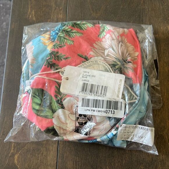 Agua Bendita Pacifico Ellis Aine Floral One-Piece Swimsuit - Picture 10 of 15